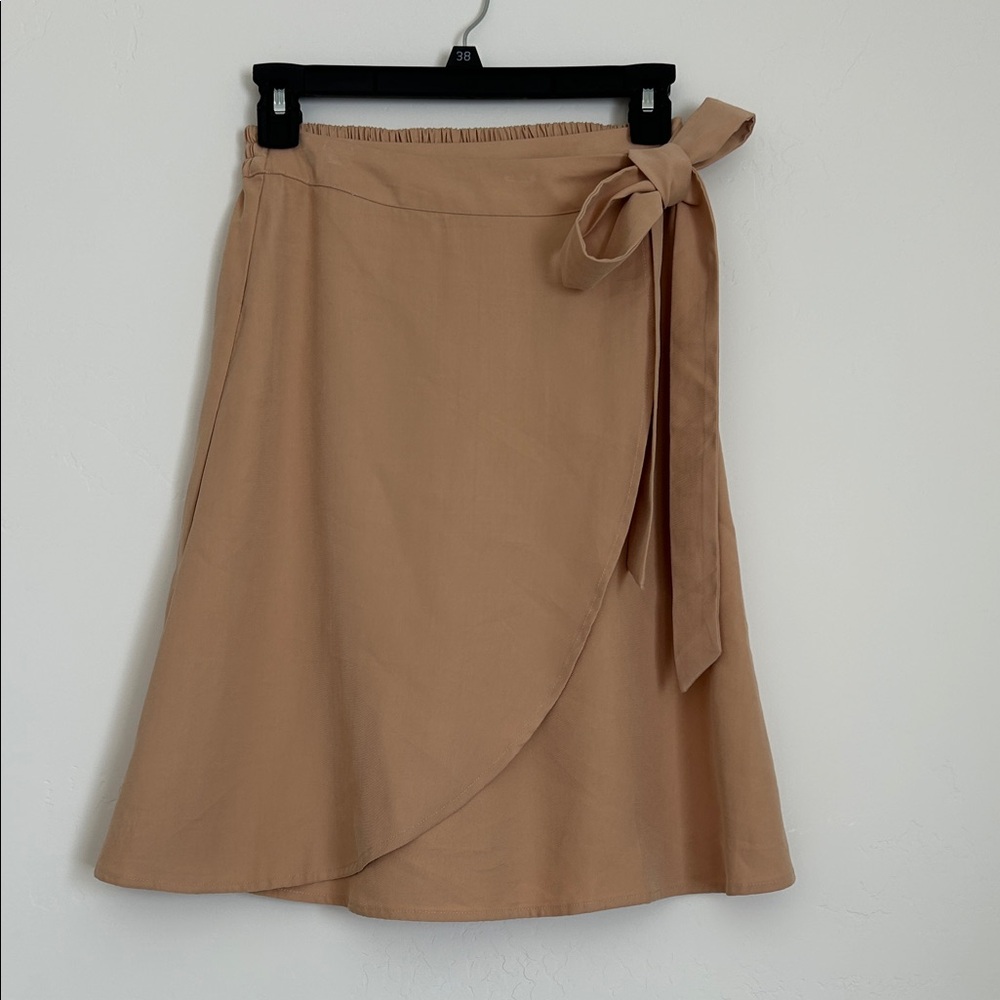 DownEast A-Line Tan Skirt with Bow